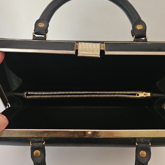 Vintage Navy Handbag - Picture 5 of 11